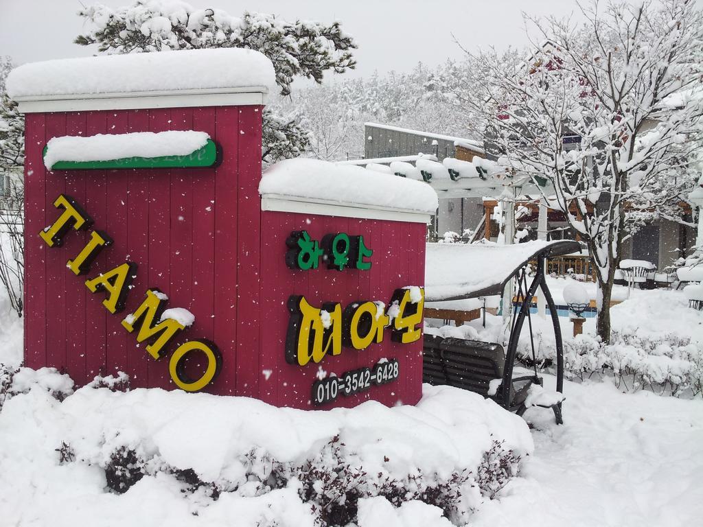Gyeongju Tiamo Pension Εξωτερικό φωτογραφία