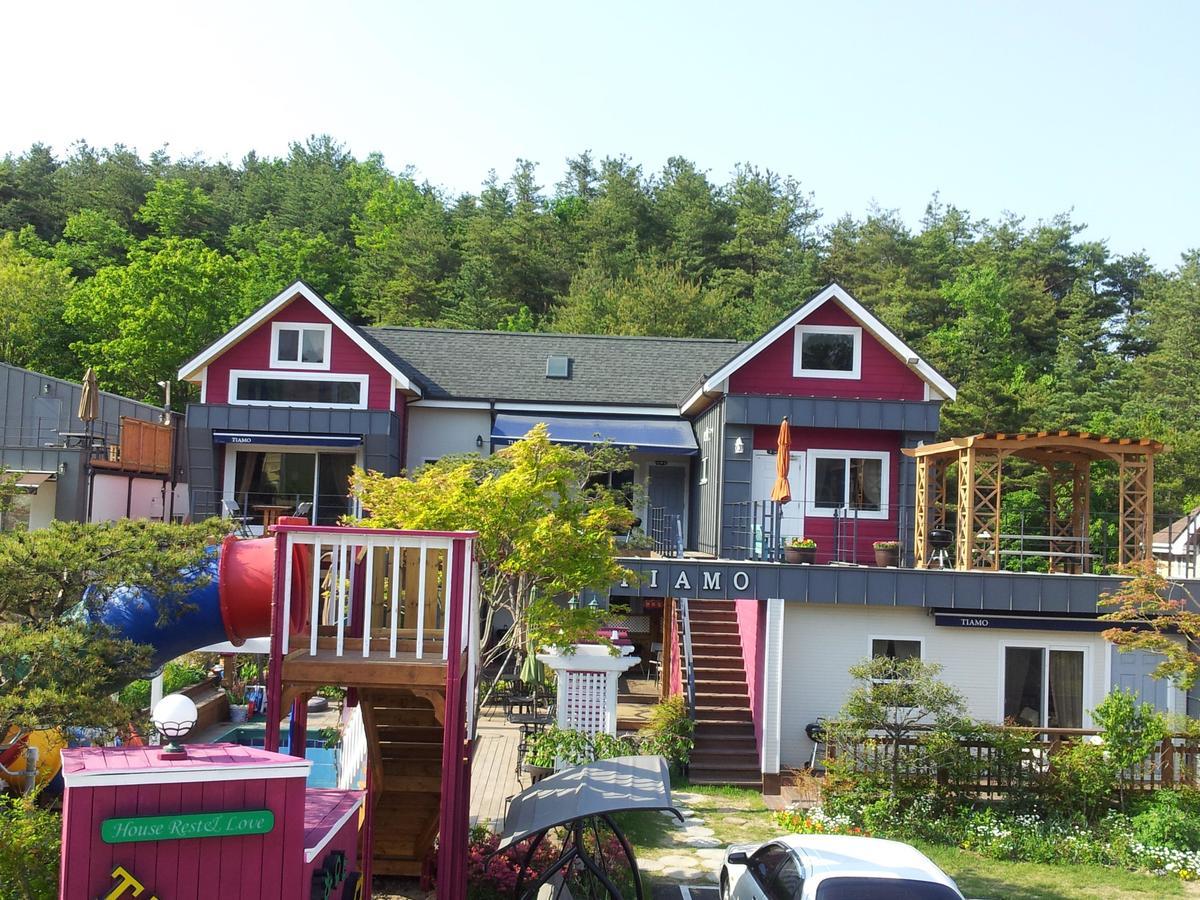 Gyeongju Tiamo Pension Εξωτερικό φωτογραφία
