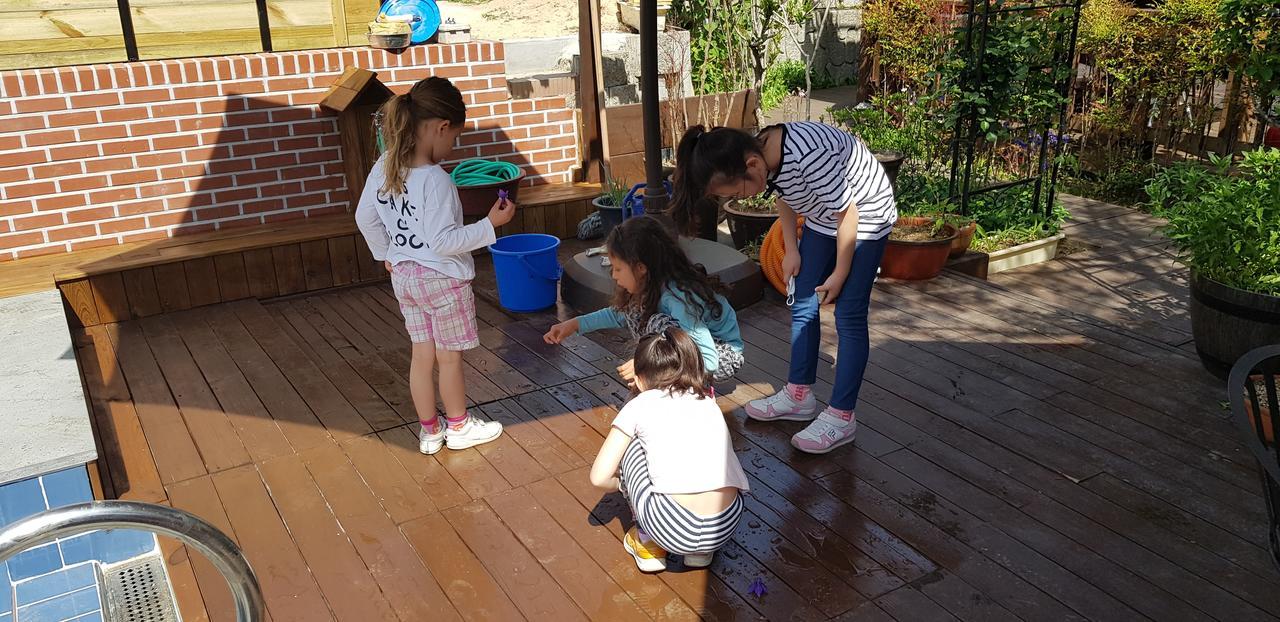 Gyeongju Tiamo Pension Εξωτερικό φωτογραφία